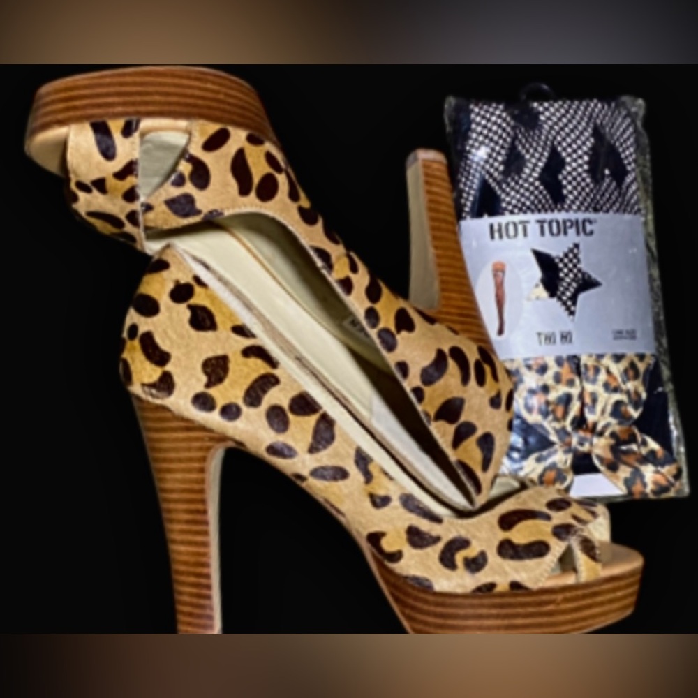 Steve Madden Leopard Print Peep-Toe Heels Made With Genuine Calf Hair    Sz.8.5